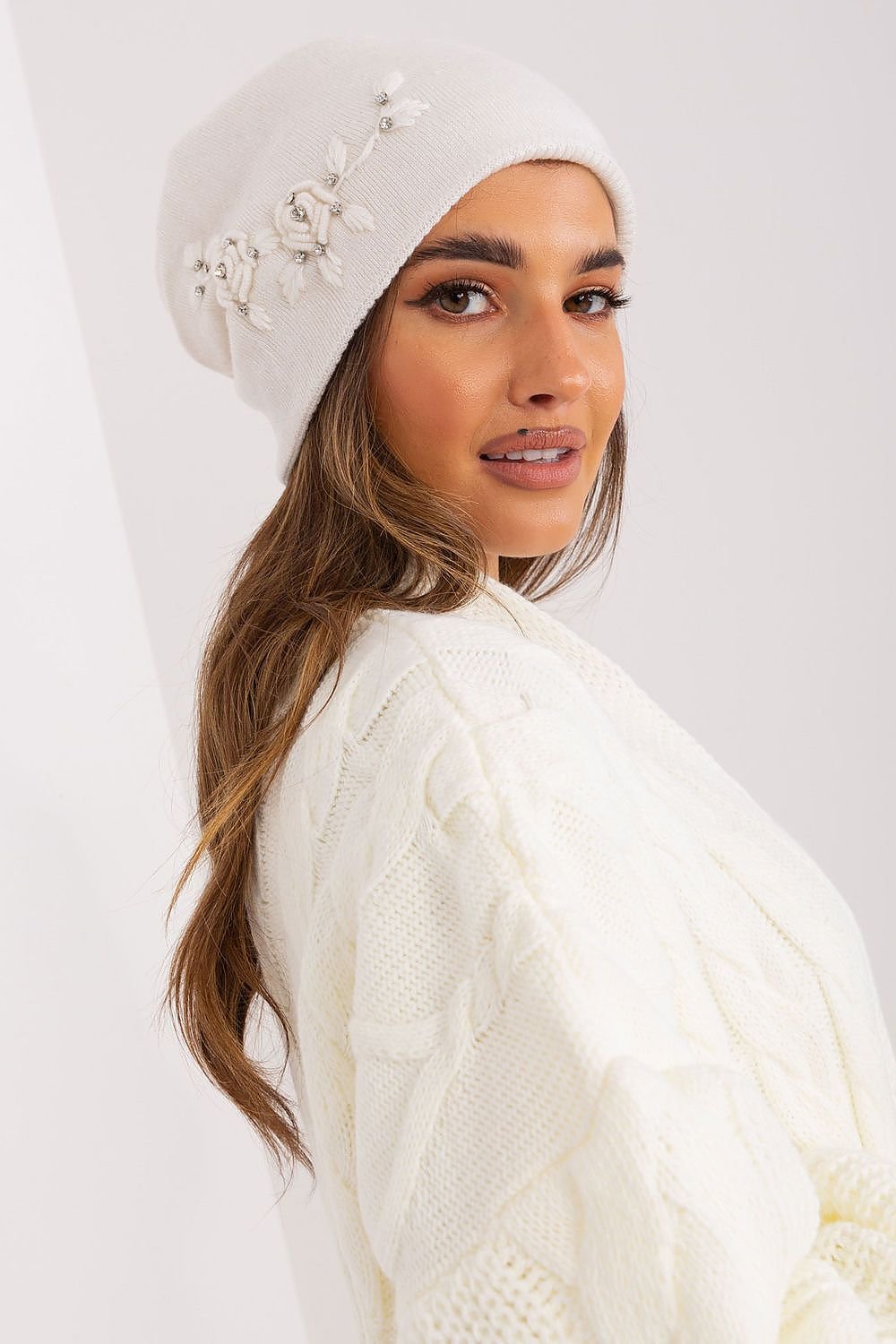 Cap model 191105 AT