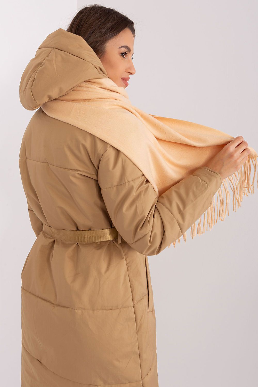 Shawl model 187617 AT