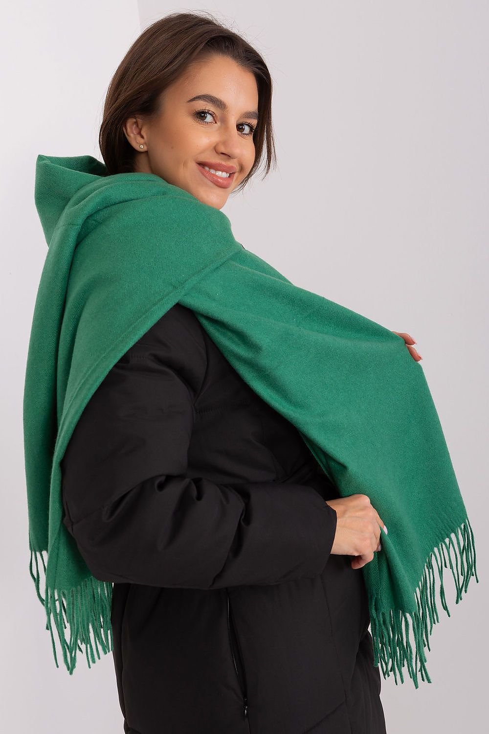 Shawl model 187617 AT