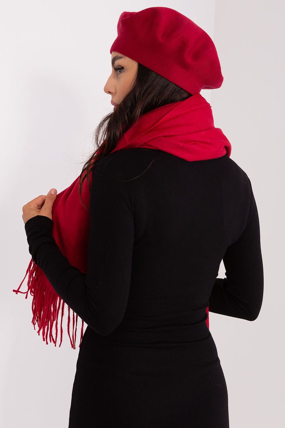Shawl model 187617 AT