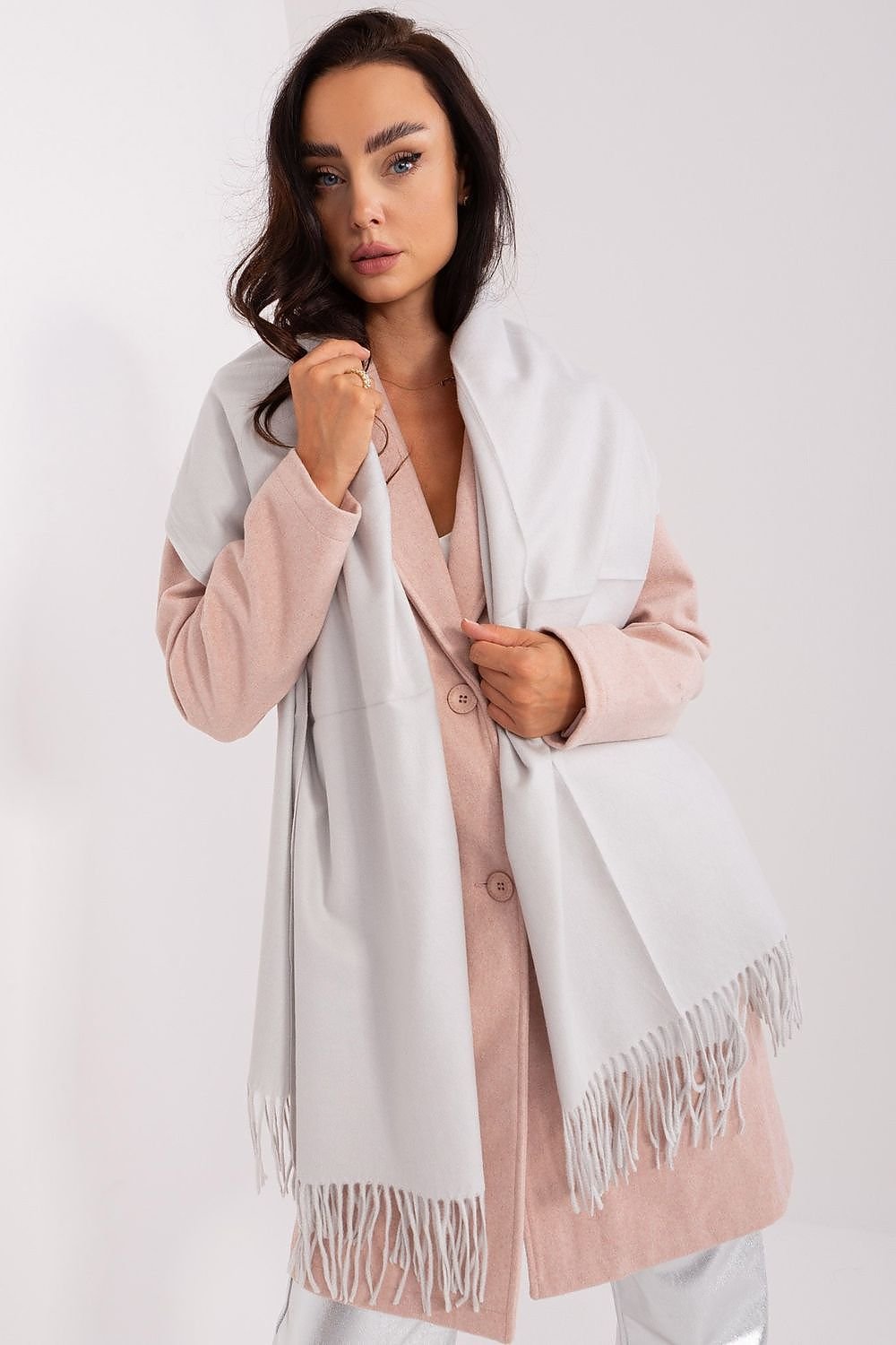 Shawl model 187617 AT
