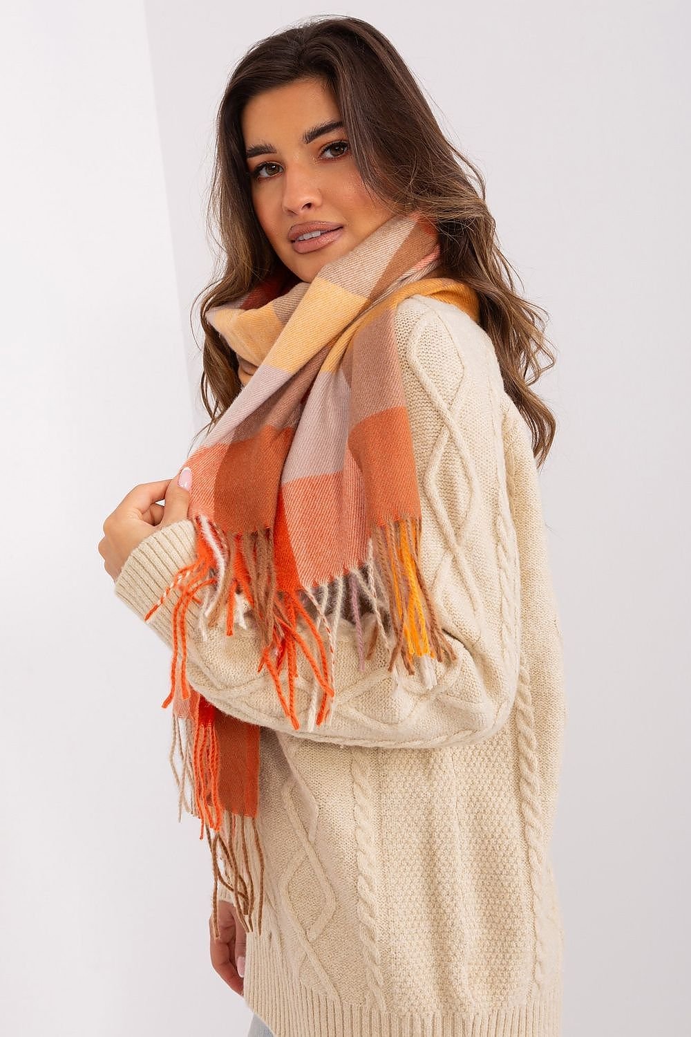 Shawl model 187775 AT