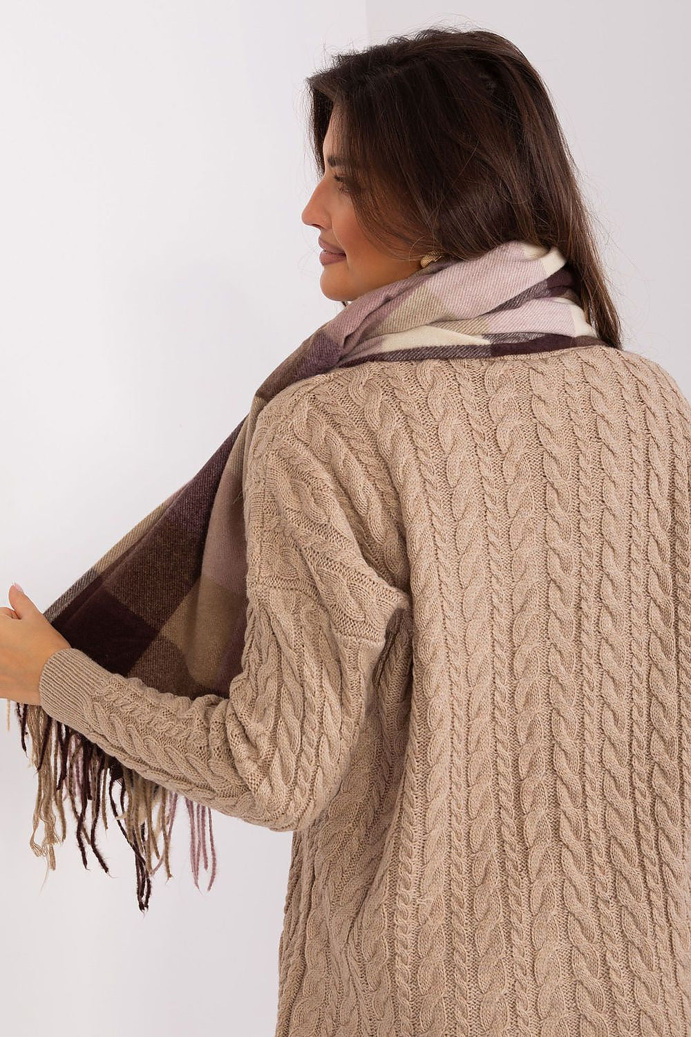 Shawl model 187775 AT