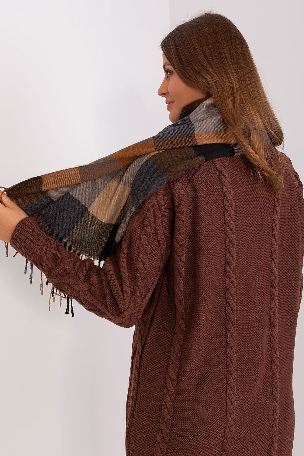 Shawl model 187775 AT