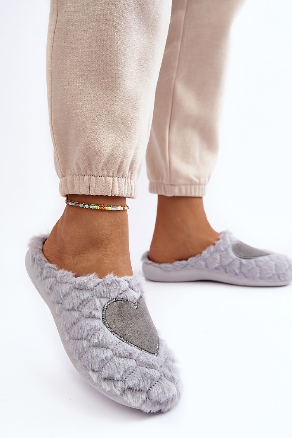 Slippers model 188662 Step in style 
