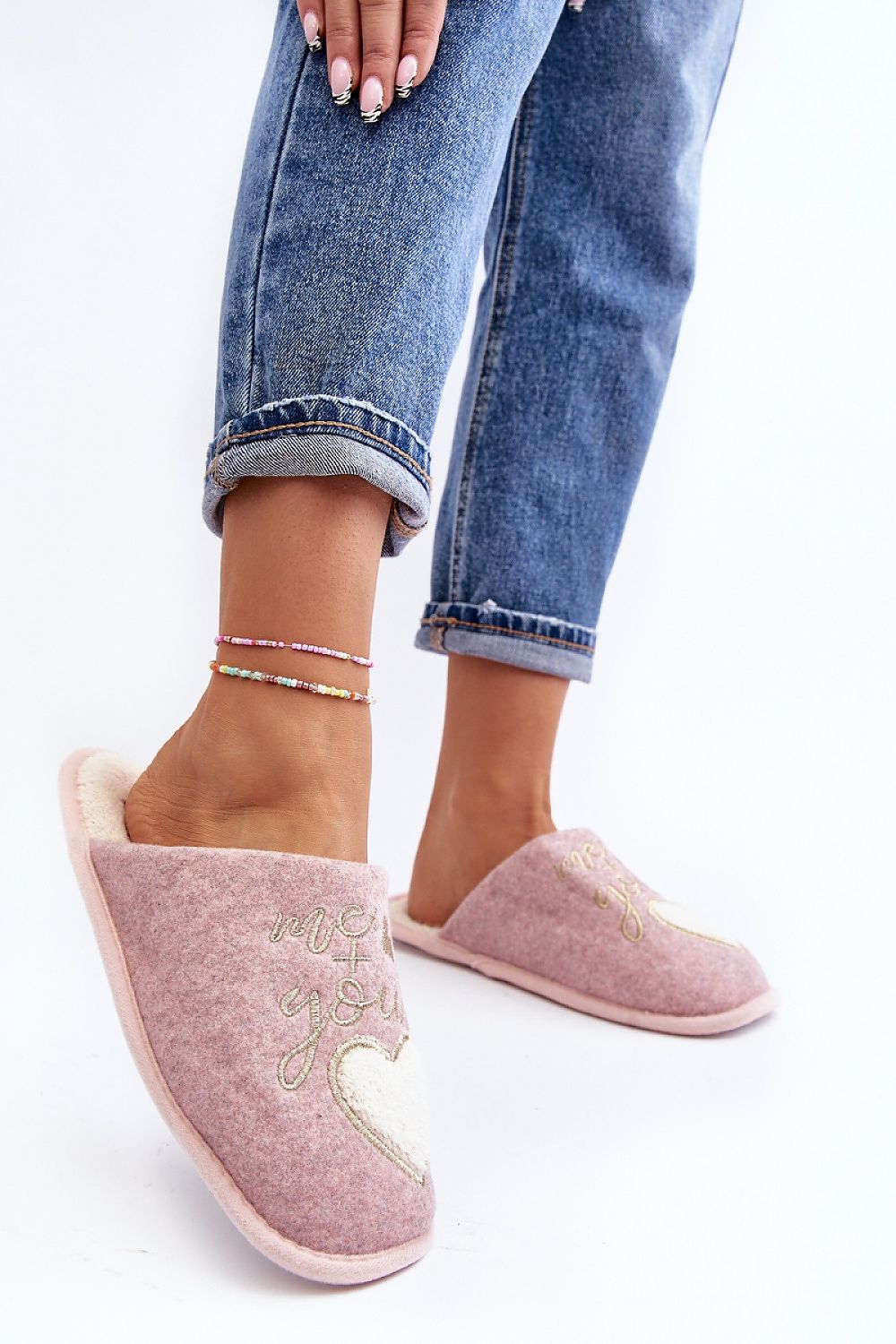  Slippers model 189104 Step in style 