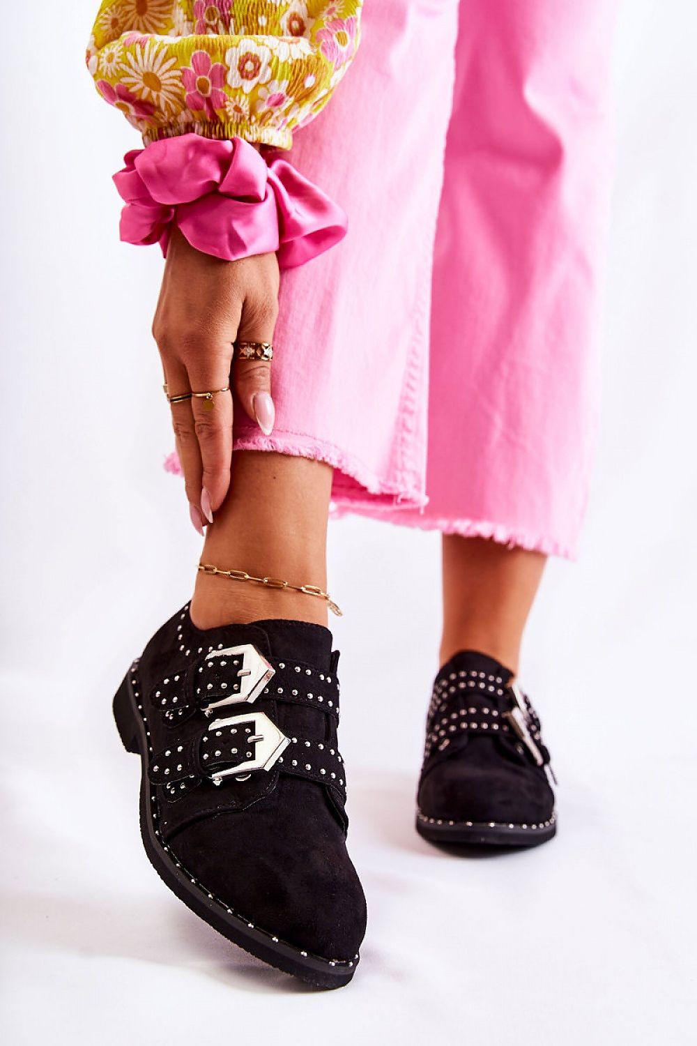  Low Shoes model 190184 Step in style 
