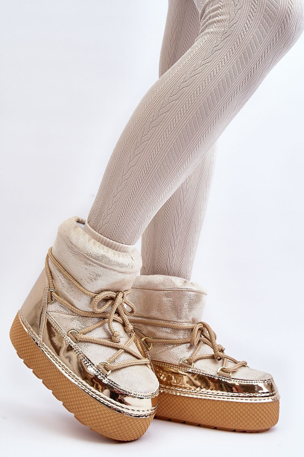  Snow boots model 191329 Step in style 