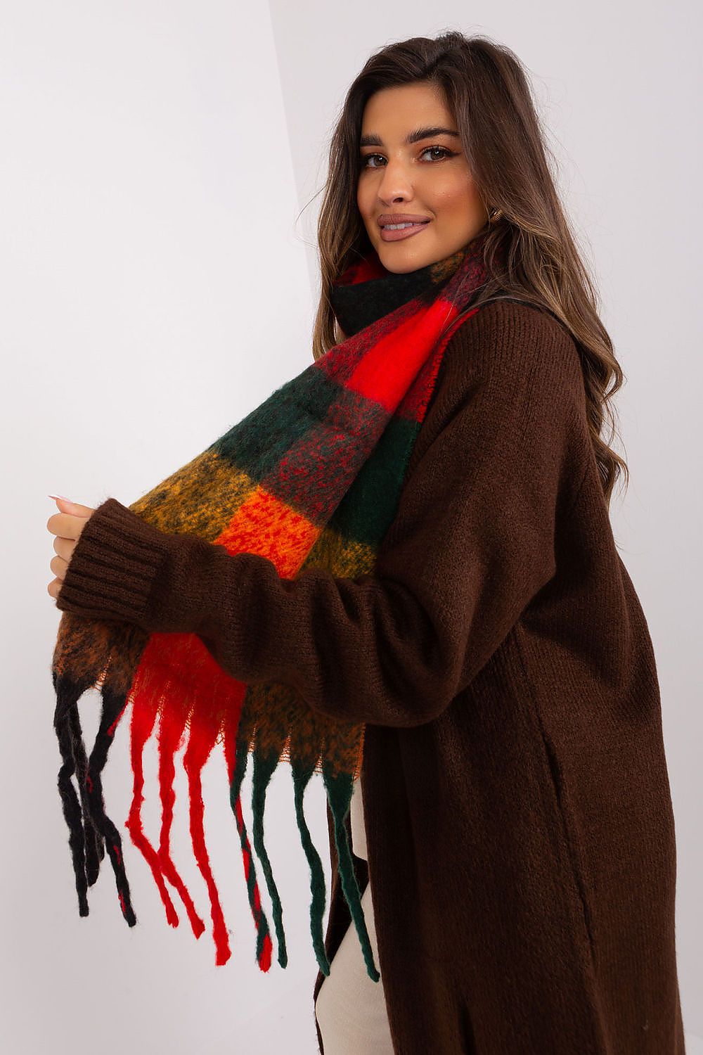 Shawl model 191733 AT
