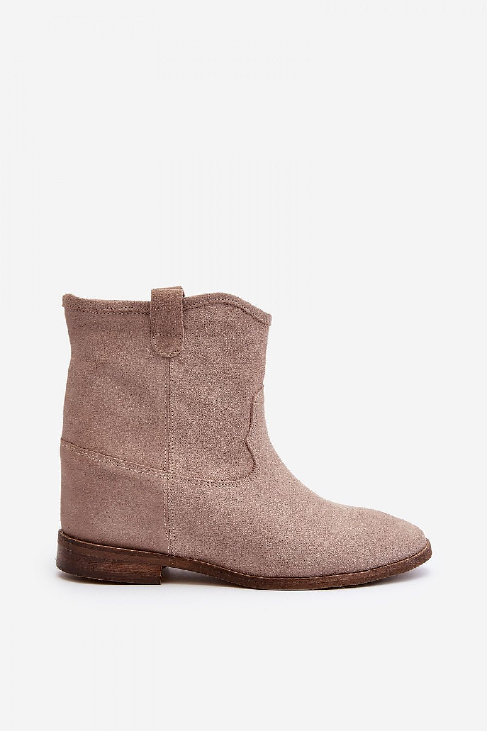  Boots model 191853 Step in style 