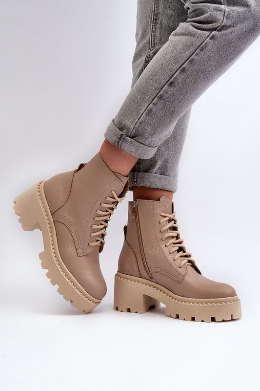  Bootie model 191860 Step in style 