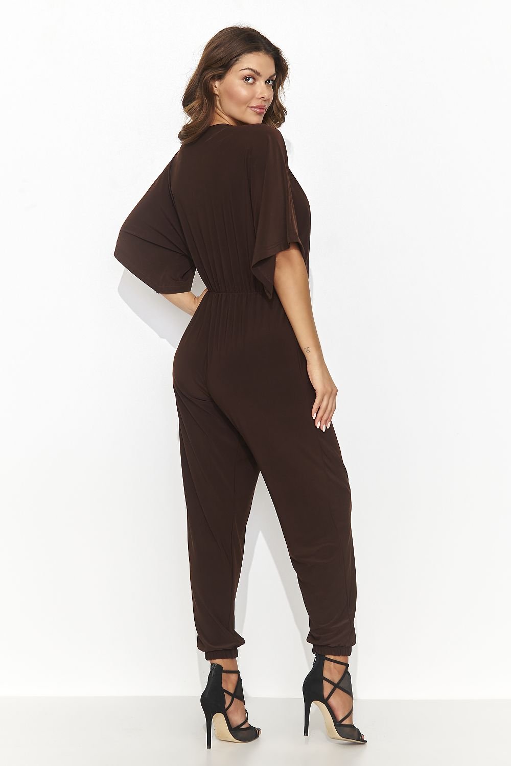 Suit model 192059 Numinou