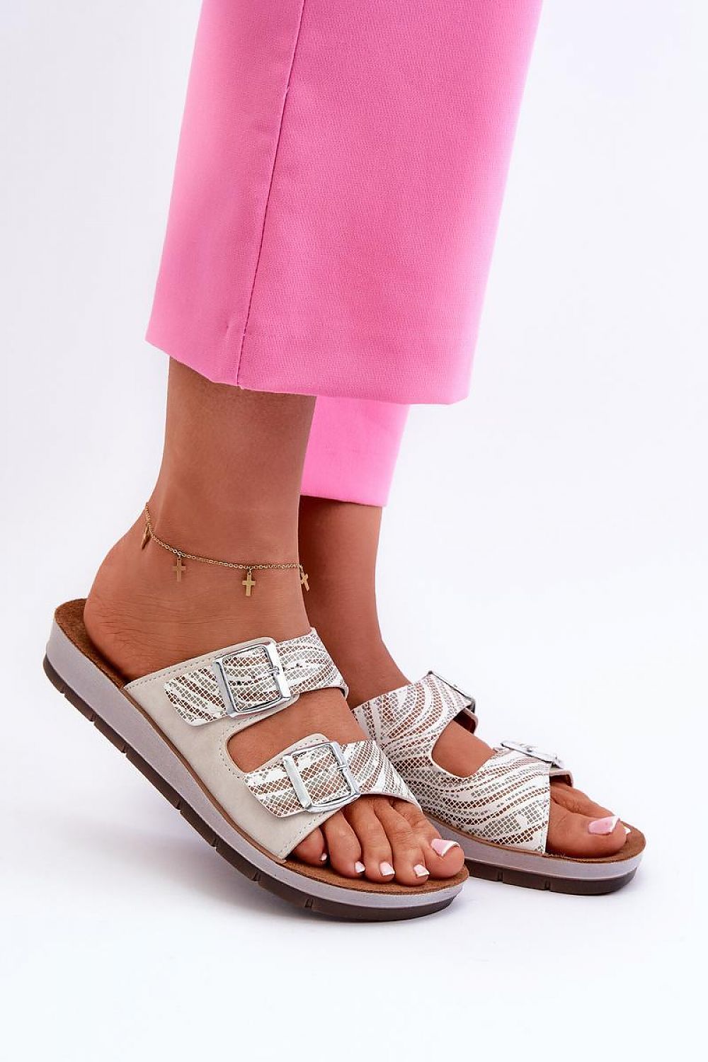  Flip-flops model 198164 Step in style 