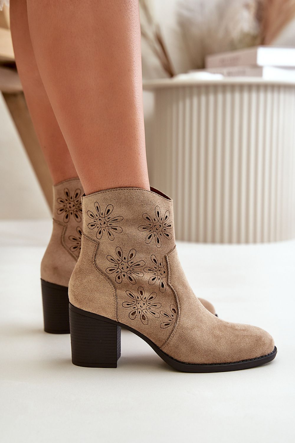  Heel boots model 199069 Step in style 