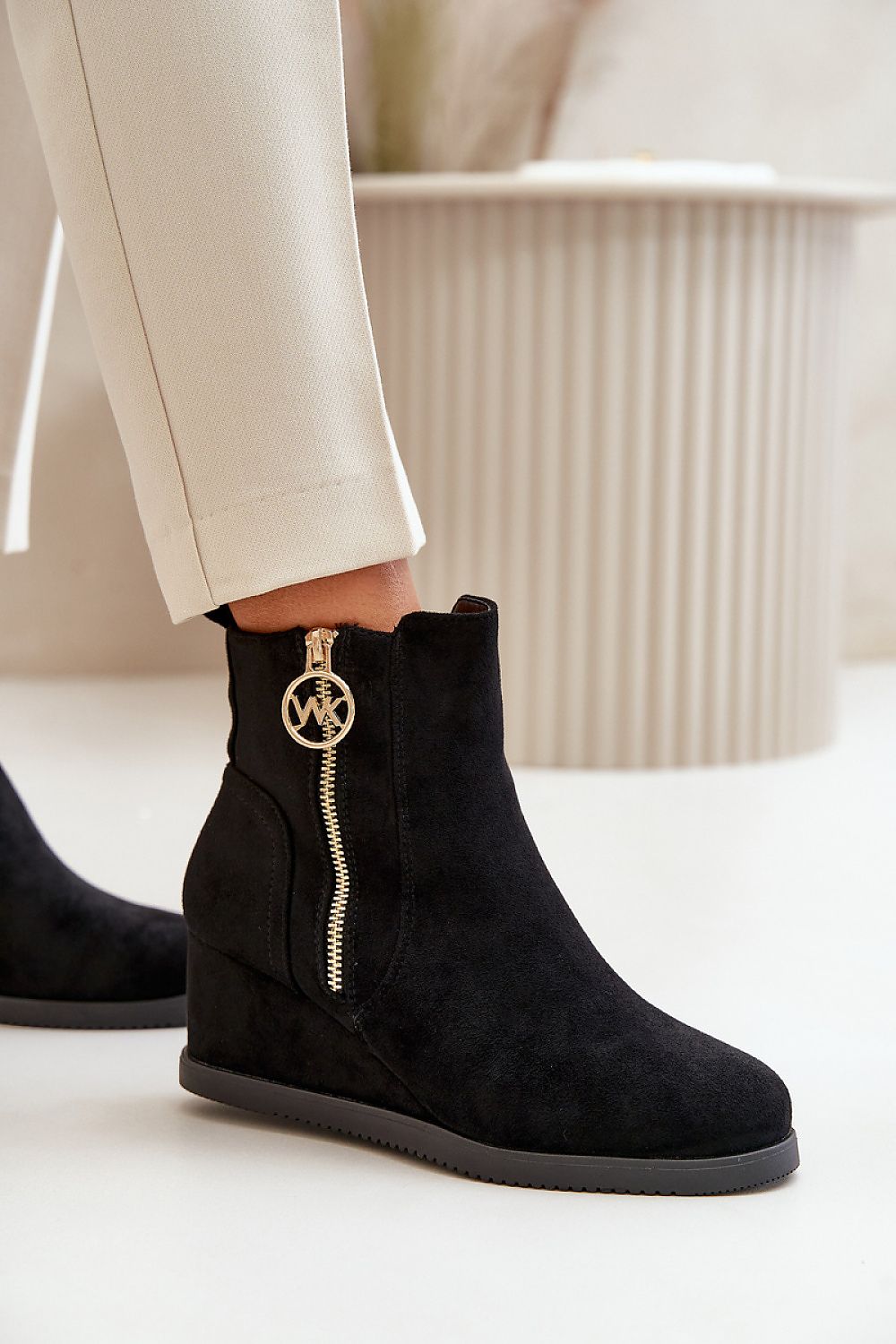  Buskin boots model 199823 Step in style 