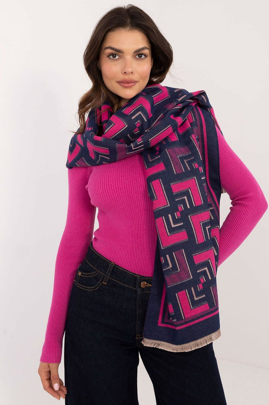 Shawl model 200540 AT