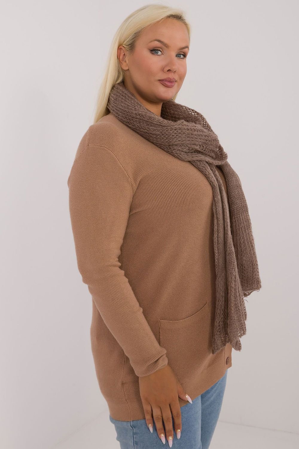 Shawl model 200976 AT