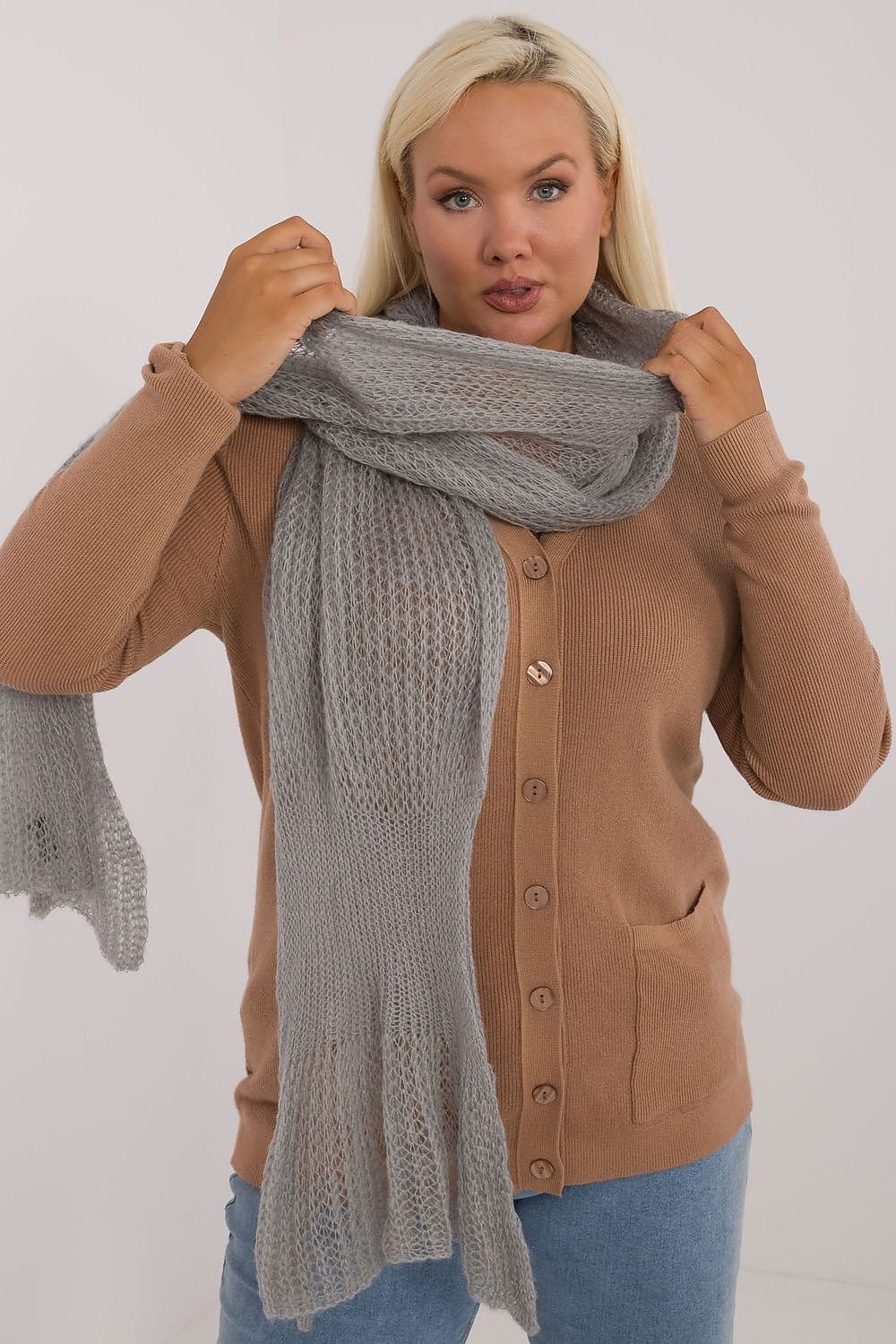 Shawl model 200976 AT
