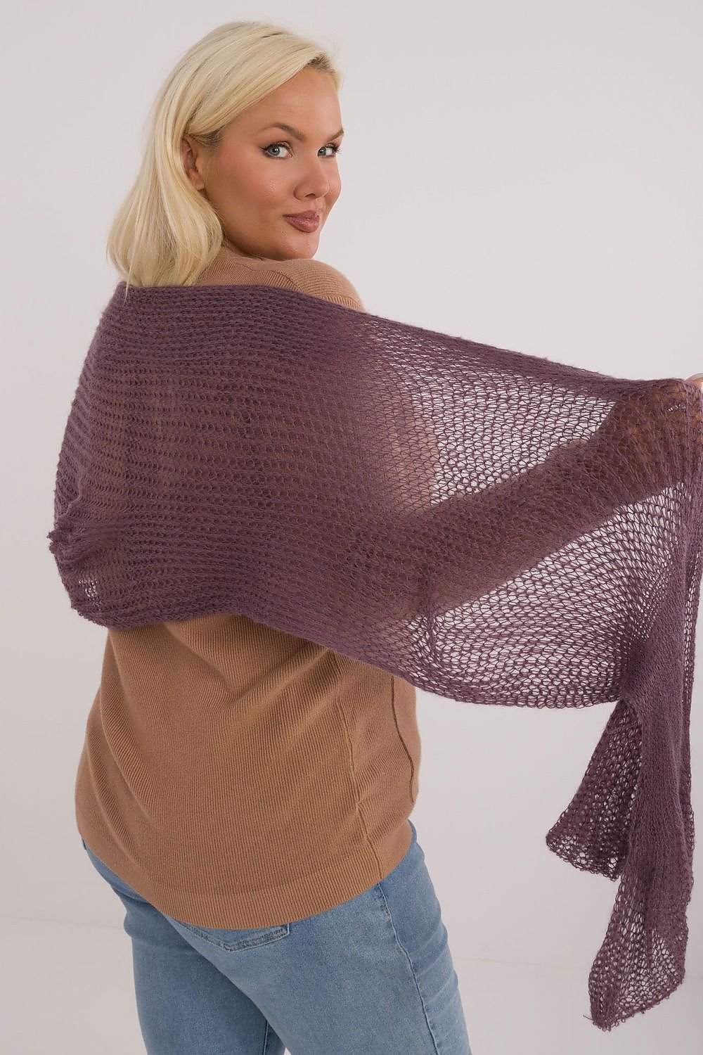 Shawl model 200976 AT