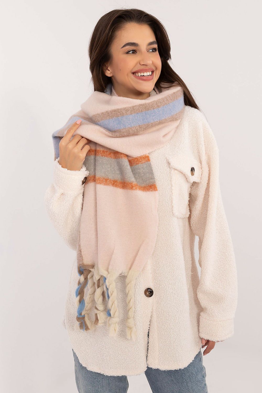 Shawl model 200289 AT