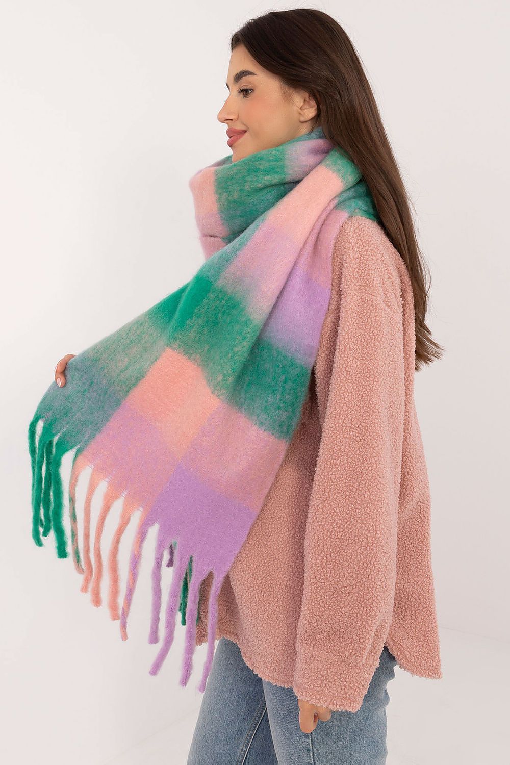 Shawl model 200280 AT