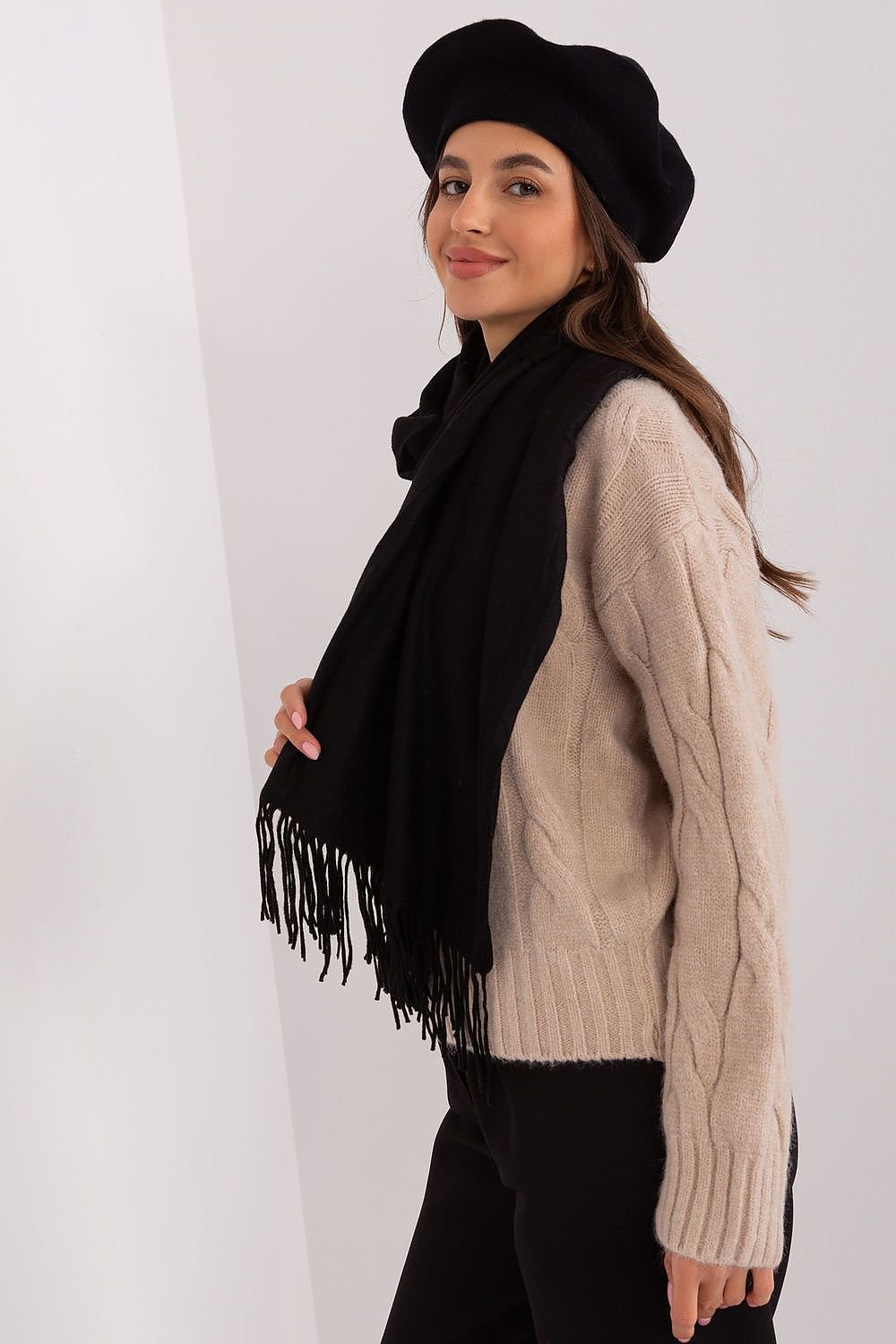 Shawl model 187617 AT