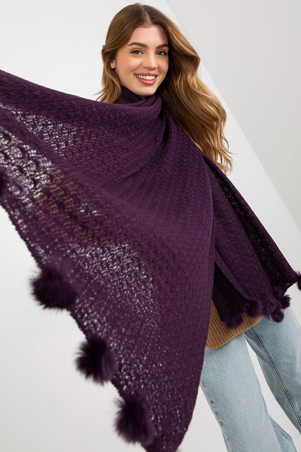 Shawl model 185910 AT