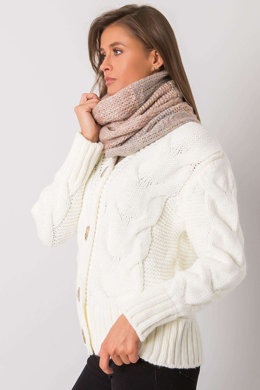 Shawl model 161166 AT