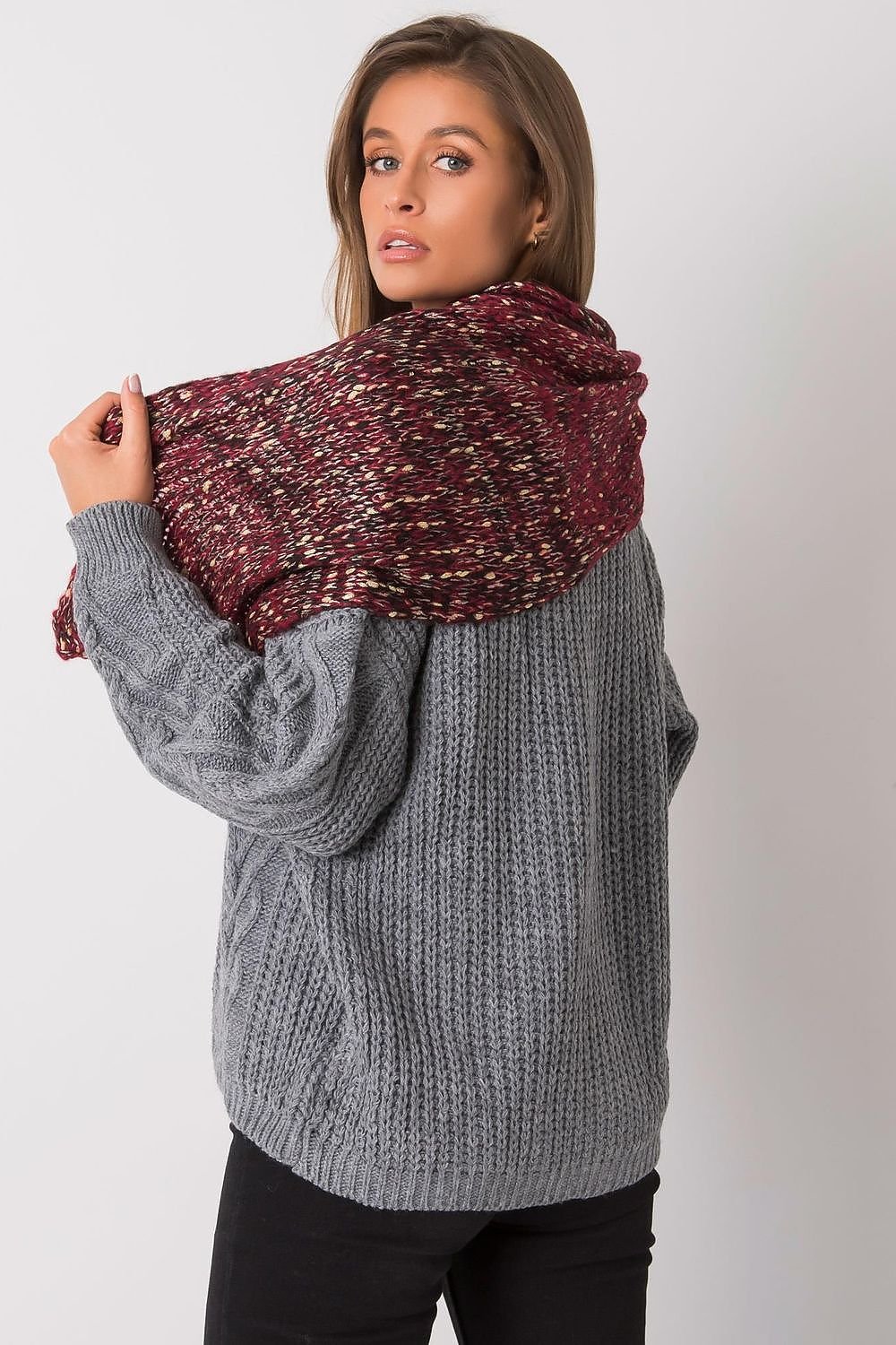 Shawl model 161166 AT